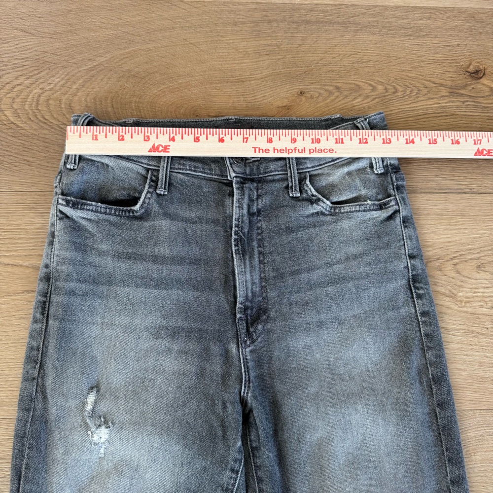 MOTHER The Hustler Crop Step Chew 29 Distressed Black Grey - Picture 5 of 10